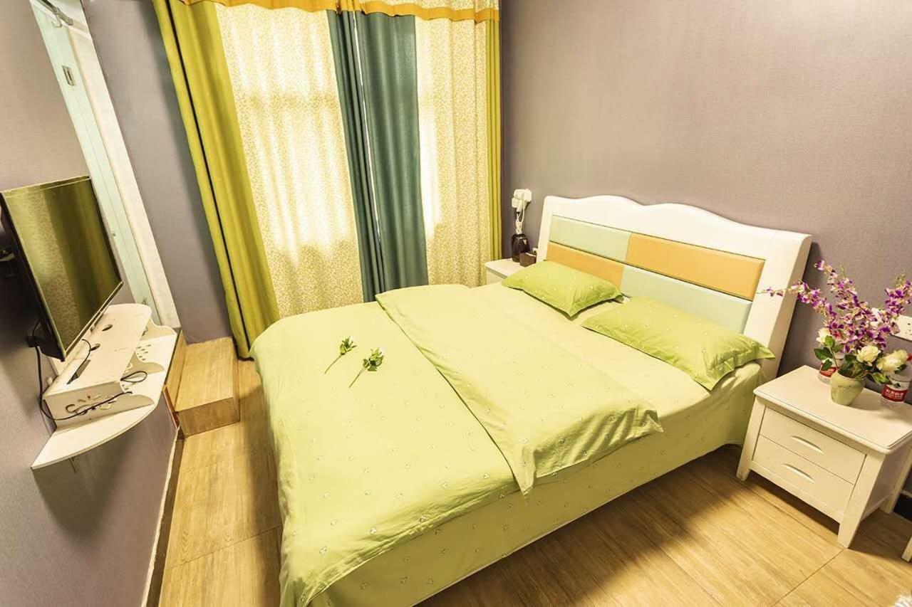 Huanlesong Youth Hostel Vuhan Dış mekan fotoğraf